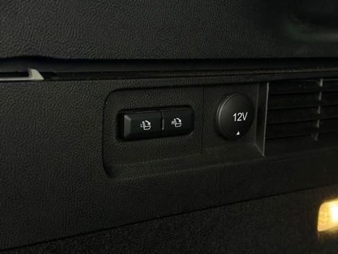 Certified 2023 Lincoln Nautilus Reserve image 11