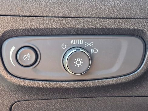 Used 2024 Buick Encore GX Sport Touring image 35