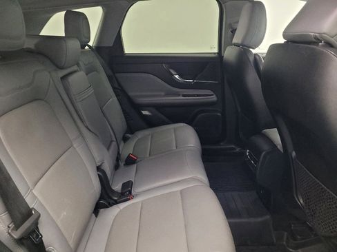 Used 2021 Lincoln Corsair AWD image 19