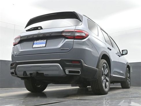 Used 2023 Honda Pilot Touring image 52