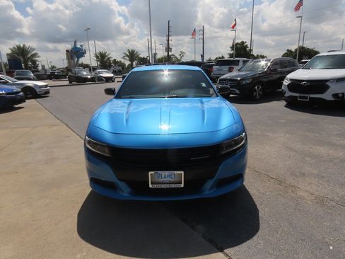 Used 2023 Dodge Charger SXT w/ Blacktop Package RWD image 5