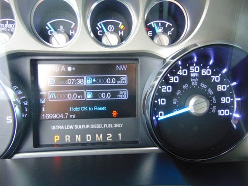 Used 2011 Ford F250 Lariat w/ Lariat Interior Pkg AWD/4WD image 20