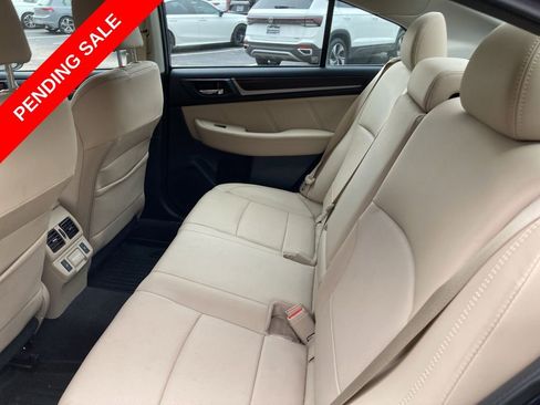Used 2018 Subaru Legacy 2.5i Limited image 9