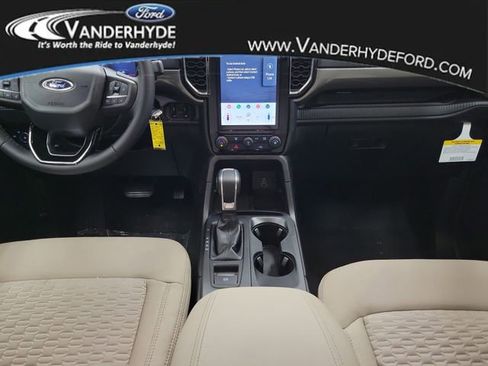 New 2025 Ford Ranger XLT w/ FX4 Off-Road Package image 15