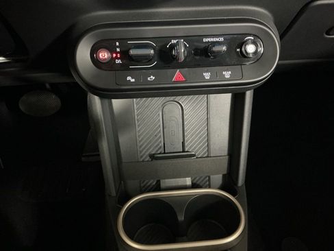 Certified 2025 MINI Cooper 2-Door Hardtop image 12