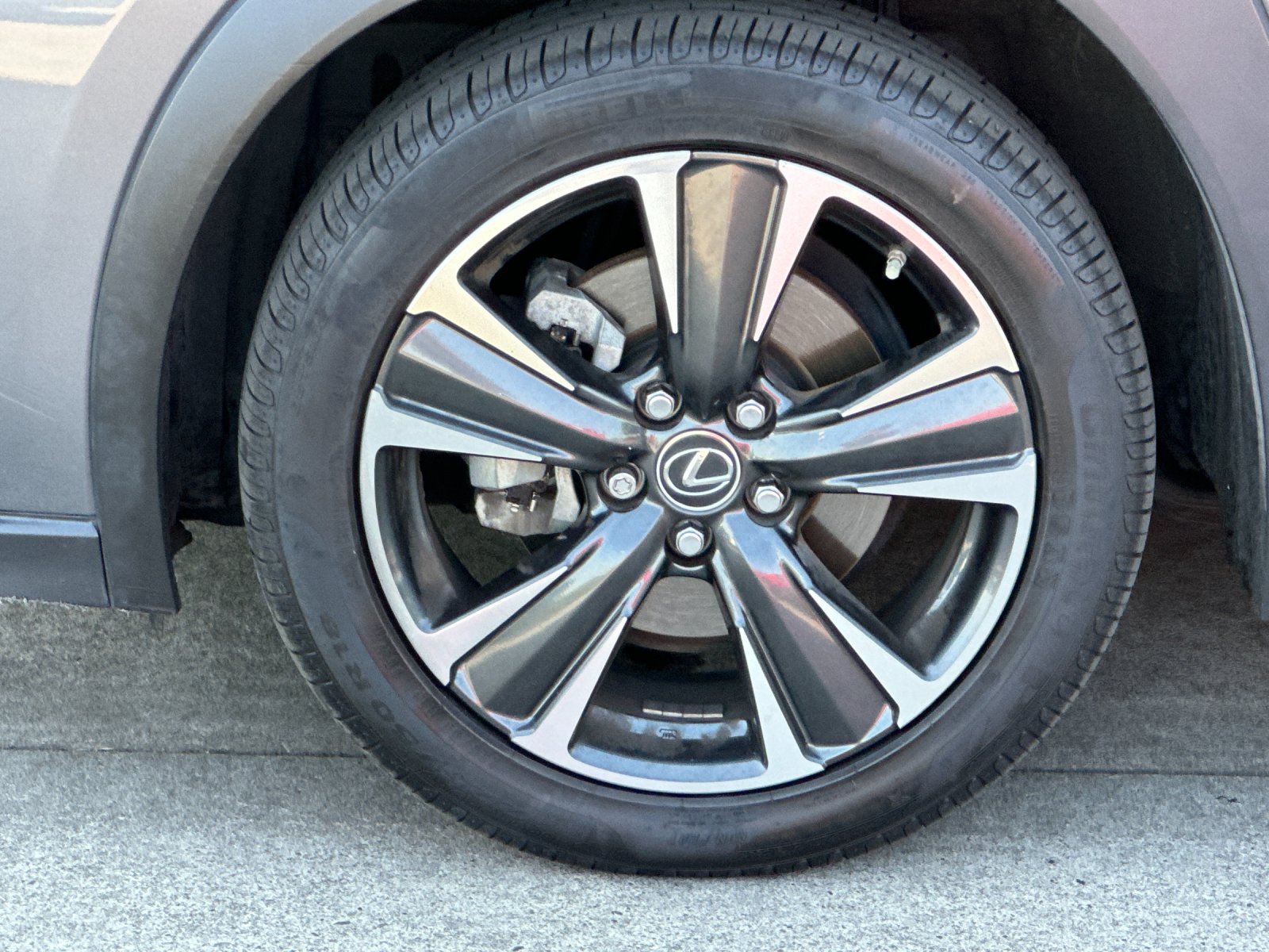 Used 2019 Lexus UX 200 w/ Premium Package FWD image 25