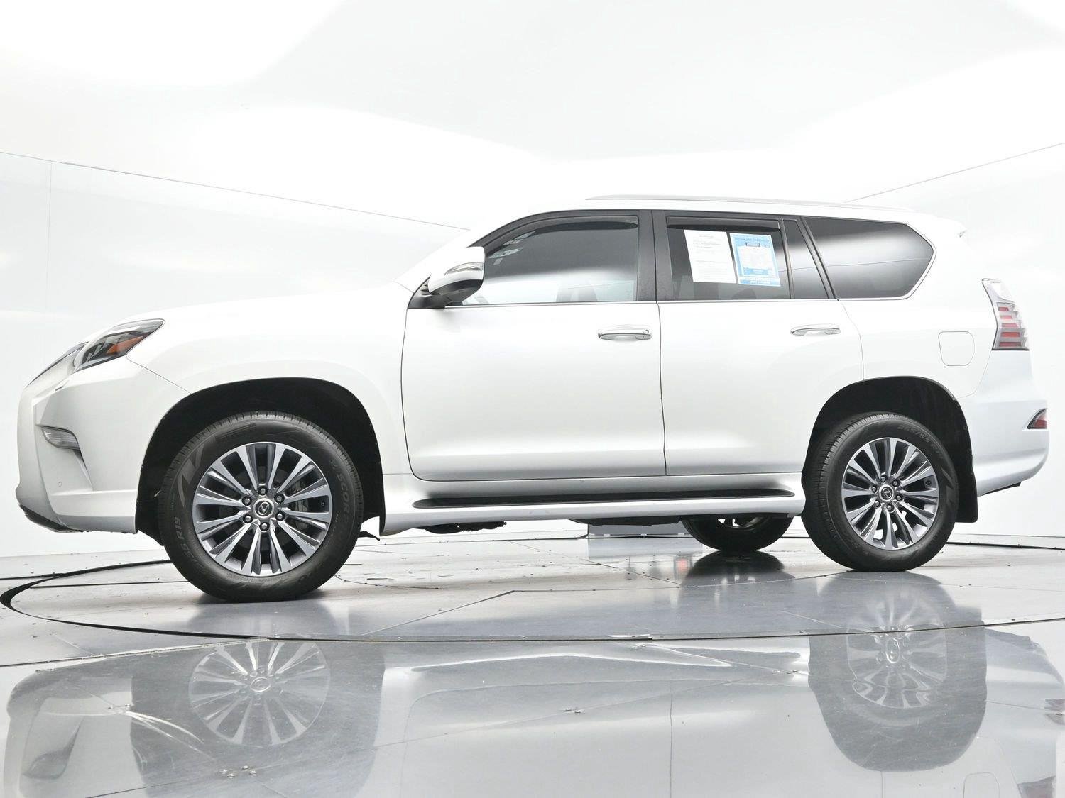 Used 2021 Lexus GX 460 Luxury w/ Accessory Package AWD/4WD image 58