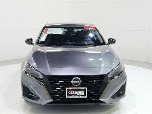 Certified 2025 Nissan Altima 2.5 SR image 2