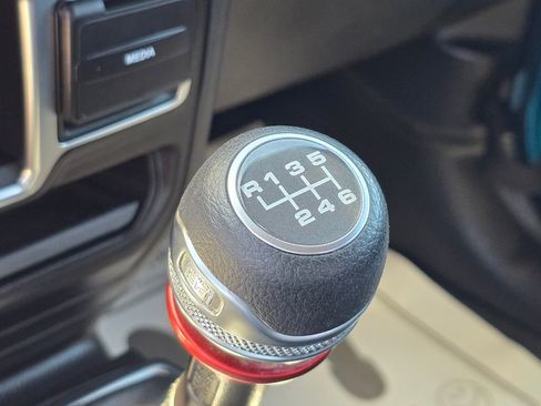 Used 2020 Jeep Wrangler Sport AWD/4WD image 18