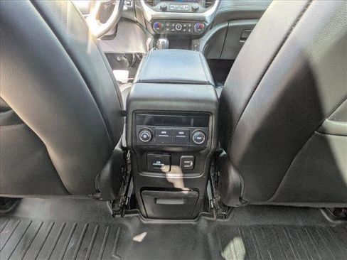 Used 2018 GMC Acadia SLT image 12