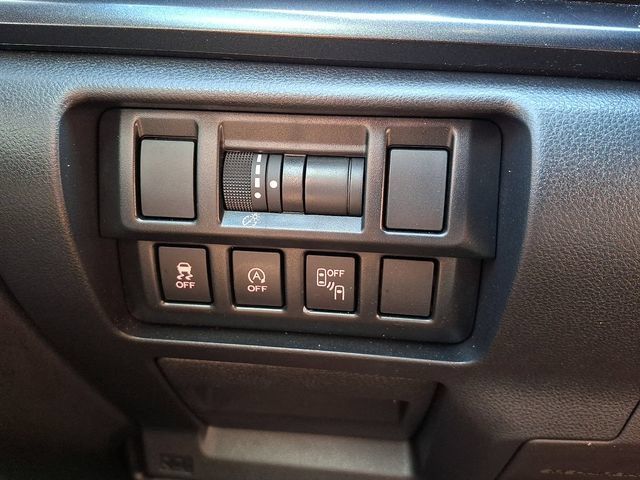 Certified 2022 Subaru Crosstrek 2.5i Sport w/ Moonroof Package AWD/4WD image 23