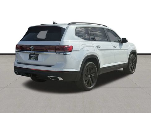 New 2026 Volkswagen Atlas SE FWD image 5