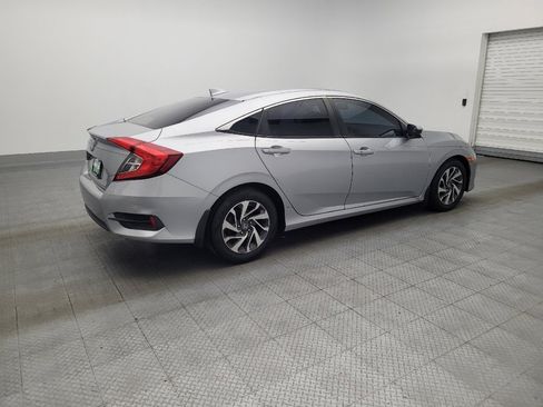 Used 2018 Honda Civic EX image 10