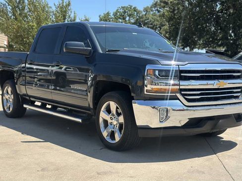 Used 2017 Chevrolet Silverado 1500 LT w/ All Star Edition RWD image 3