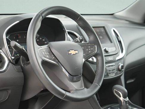 Used 2024 Chevrolet Equinox LT w/ LPO, Floor Liner Package AWD/4WD image 25