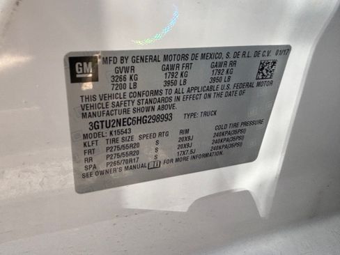 Used 2017 GMC Sierra 1500 SLT w/ SLT Premium Package AWD/4WD image 10