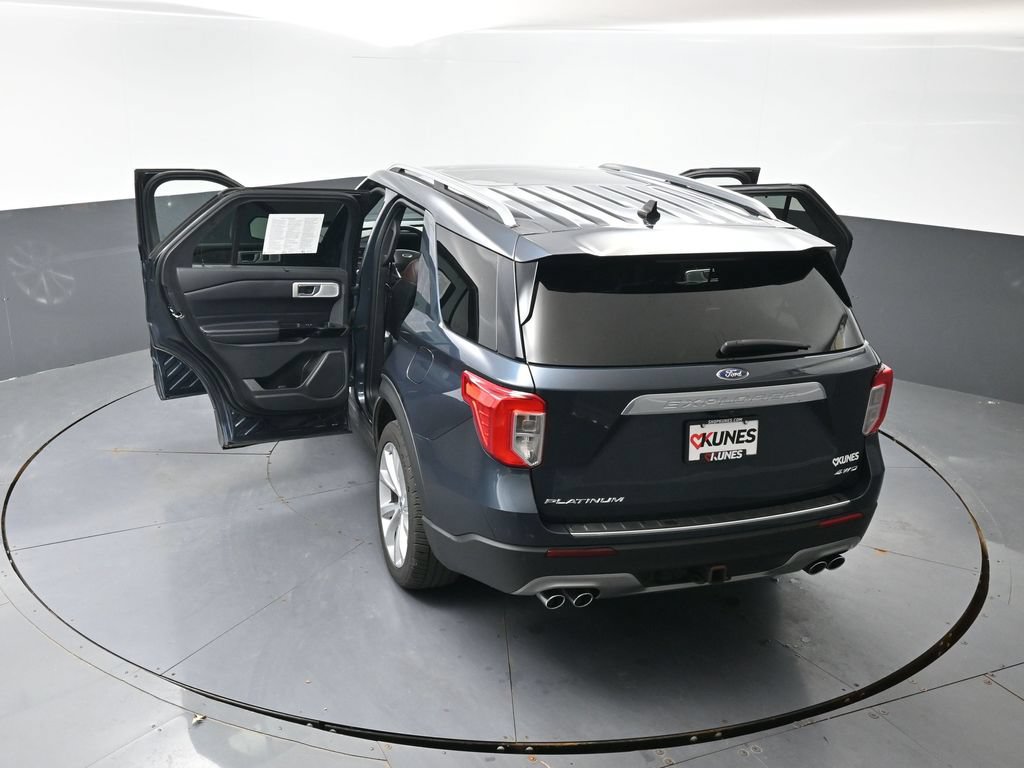 Used 2022 Ford Explorer Platinum w/ Equipment Group 601A AWD/4WD image 64