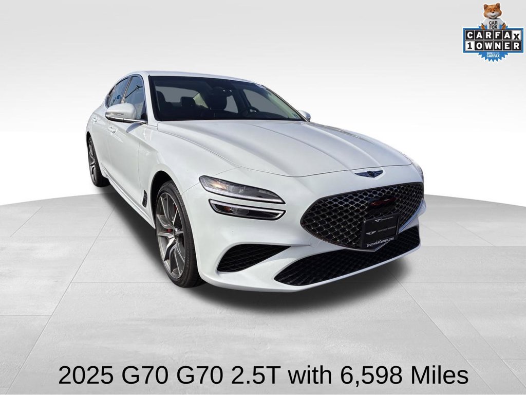 Used 2025 Genesis G70 2.5T AWD/4WD image 1