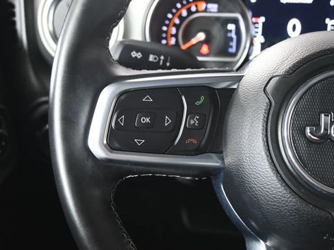 Used 2022 Jeep Wrangler Unlimited Sahara w/ Dual Top Group image 35