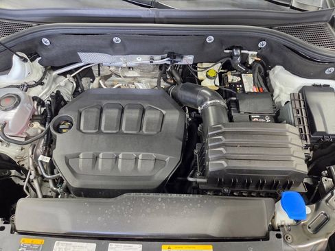 Used 2025 Volkswagen Atlas SE AWD/4WD image 54
