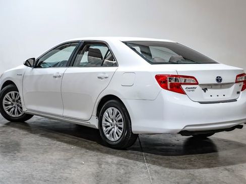 Used 2012 Toyota Camry LE FWD image 11