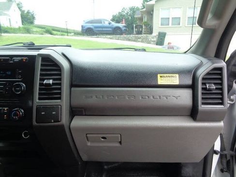 Used 2019 Ford F250 XL RWD image 18