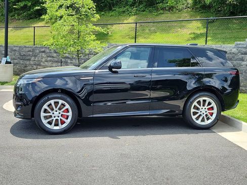New 2025 Land Rover Range Rover Sport Dynamic SE image 6