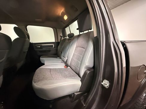 Used 2019 RAM 1500 Classic Warlock image 8