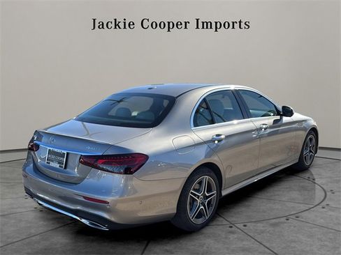 Certified 2022 Mercedes-Benz E 350 4MATIC Sedan image 5