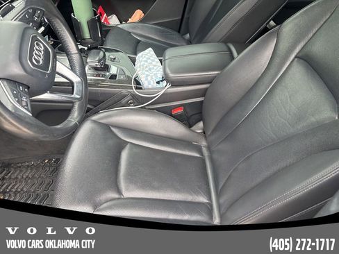 Used 2018 Audi Q7 3.0T Prestige AWD/4WD image 7