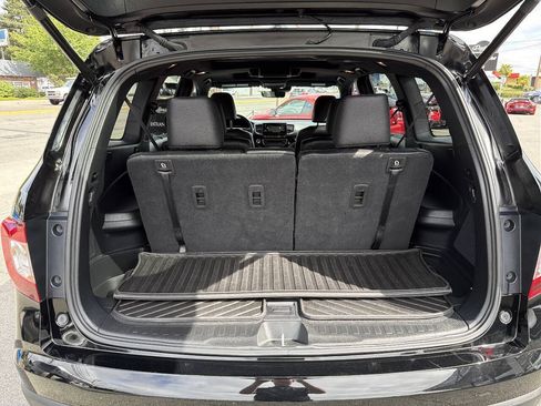 Used 2022 Honda Pilot Black Edition image 8