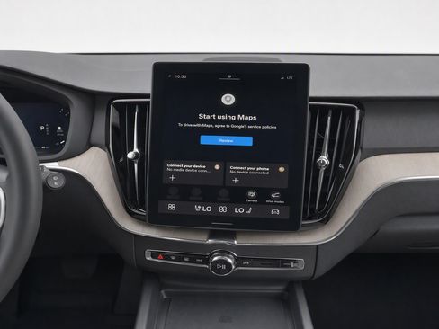 Certified 2026 Volvo XC60 B5 Plus AWD/4WD image 16