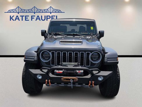Used 2021 Jeep Gladiator Mojave w/ Trailer Tow Package AWD/4WD image 2