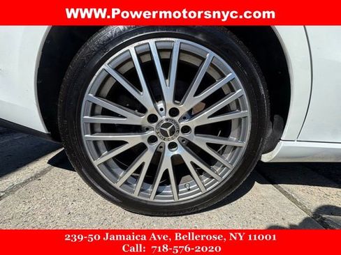 Used 2023 Mercedes-Benz CLA 250 4MATIC w/ Premium Package image 16