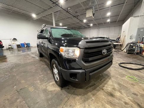 Used 2016 Toyota Tundra SR image 1