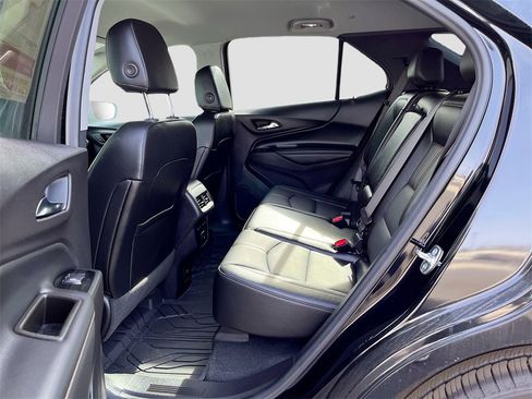 Used 2024 Chevrolet Equinox Premier image 25