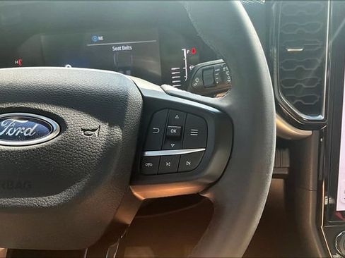 Used 2024 Ford Ranger XLT w/ Technology Package AWD/4WD image 17