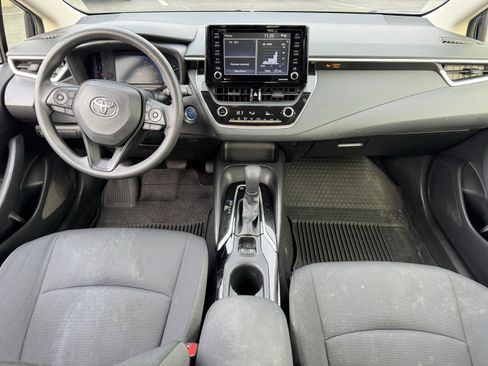 Used 2022 Toyota Corolla LE image 22