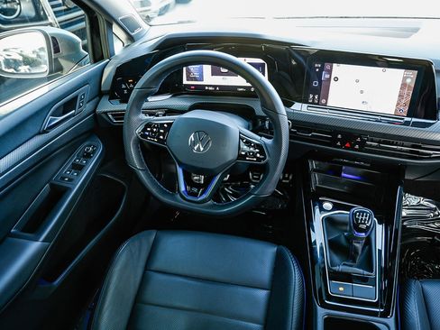 Used 2024 Volkswagen Golf R 2.0T image 14