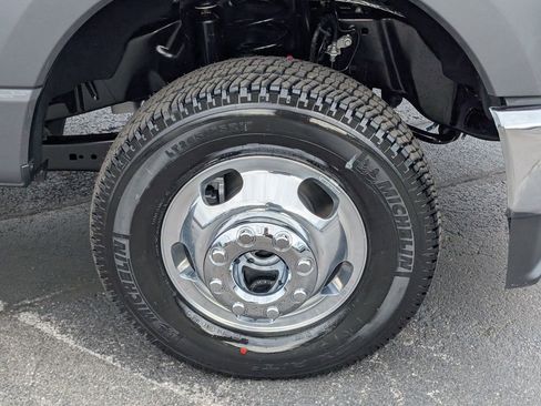 New 2026 Ford F350 XLT image 16