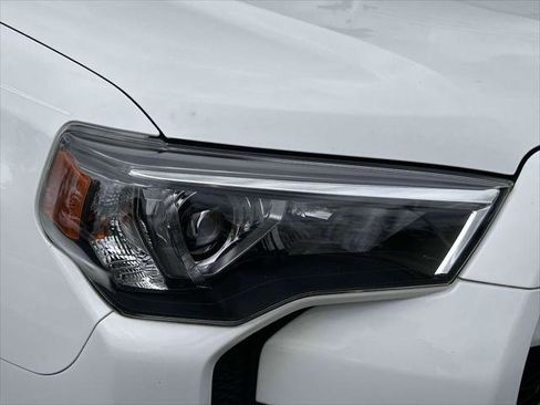 Certified 2022 Toyota 4Runner SR5 image 12