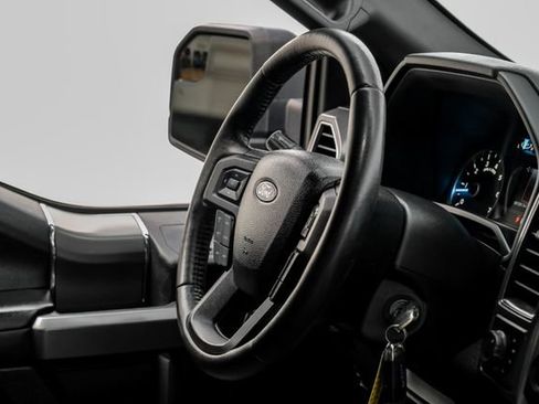 Used 2017 Ford F150 XLT w/ Equipment Group 302A Luxury image 12