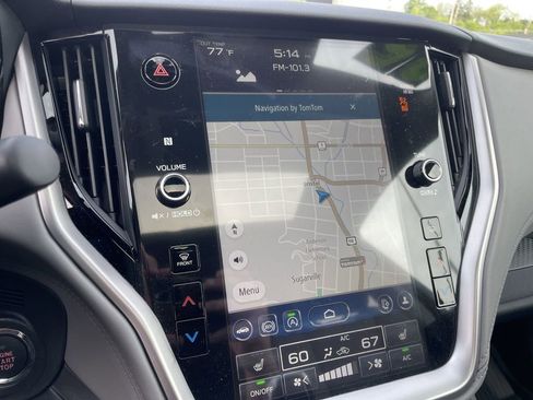 Certified 2025 Subaru Outback Premium w/ Popular Package #1A AWD/4WD image 16