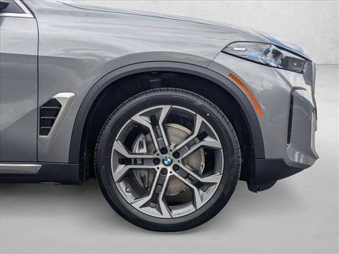 Used 2026 BMW X5 xDrive40i AWD/4WD image 10