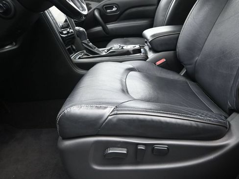 Used 2020 INFINITI QX80 Luxe w/ Proassist Package RWD image 13
