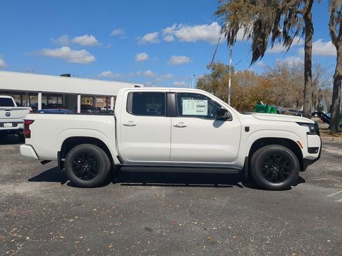 New 2026 Nissan Frontier SV w/ SV Convenience Package image 3