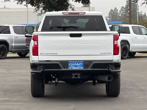 Used 2025 Chevrolet Silverado 2500 Custom w/ Custom Value Package image 5