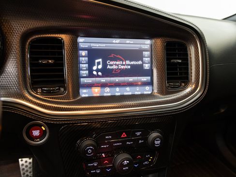 Used 2019 Dodge Charger SRT Hellcat w/ Harman/Kardon Audio Group RWD image 18