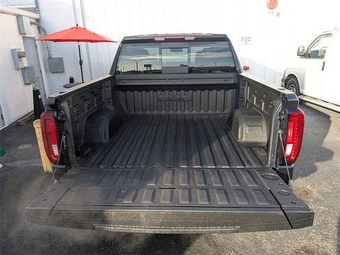New 2026 GMC Sierra 1500 SLT w/ SLT Premium Plus Package image 15