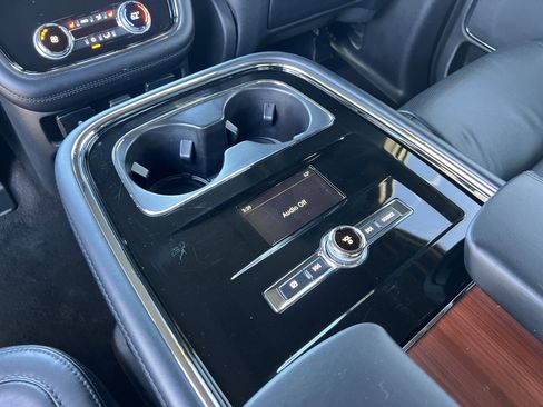 Used 2021 Lincoln Navigator Reserve image 29